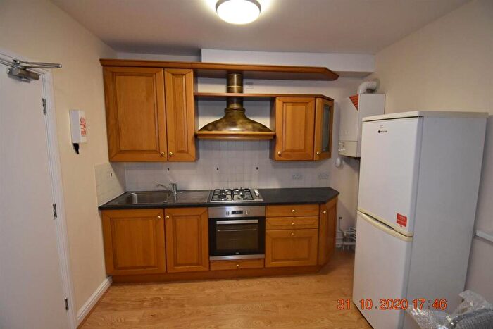 2 Bedroom Flat To Rent In Newport Road, Roath, CF24