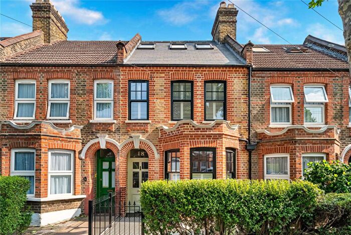 4 Bedroom Terraced House For Sale In Lloyd Road, Walthamstow, London, E17