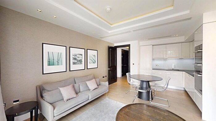2 Bedroom Flat To Rent In Wolfe House, Kensington High Street, London, W14