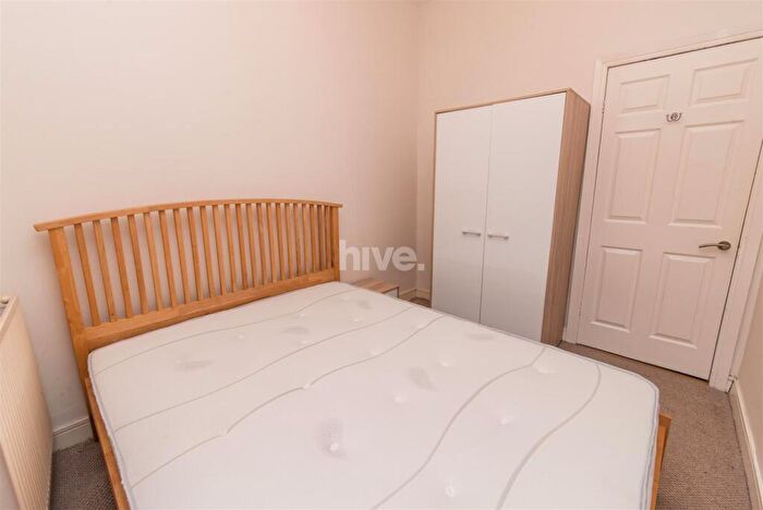 2 Bedroom Flat To Rent In Dinsdale Road, Sandyford, Newcastle Upon Tyne, NE2