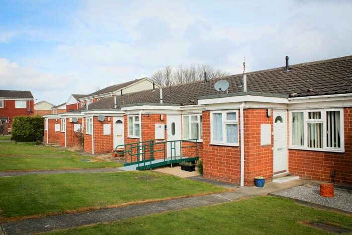 1 Bedroom Bungalow To Rent In Longbeck Way, Thornaby TS17