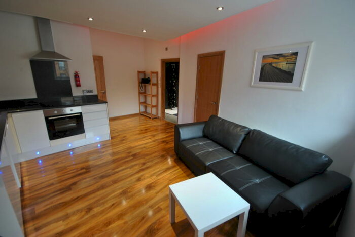 2 Bedroom Apartment To Rent In Falconars Court (Flat ), Falconars Court, Newcastle Upon Tyne, Tyne & Wear, NE1