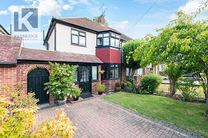 3 Bedroom Semi Detached House For Sale In Cunliffe Road, Epsom, KT19