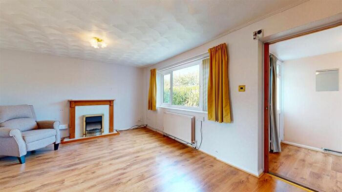 2 Bedroom End Of Terrace House For Sale In Shortlands, Portland, DT5
