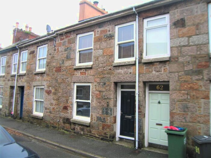 Houses for sale & to rent in TR18 4BA, St Anthony Place, Penzance