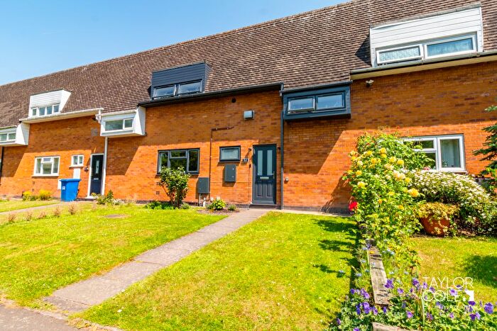 3 Bedroom Terraced House For Sale In Broadsmeath, Tamworth, B77