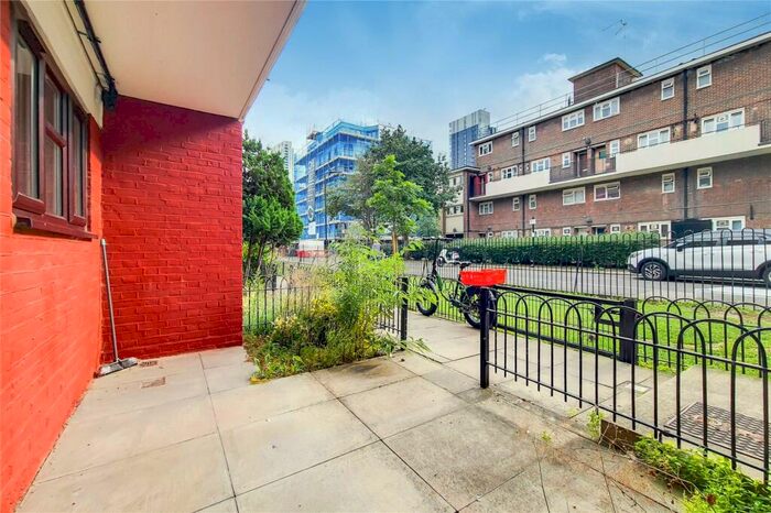 3 Bedroom Apartment To Rent In New North Road, Hoxton, Islington, London, N1