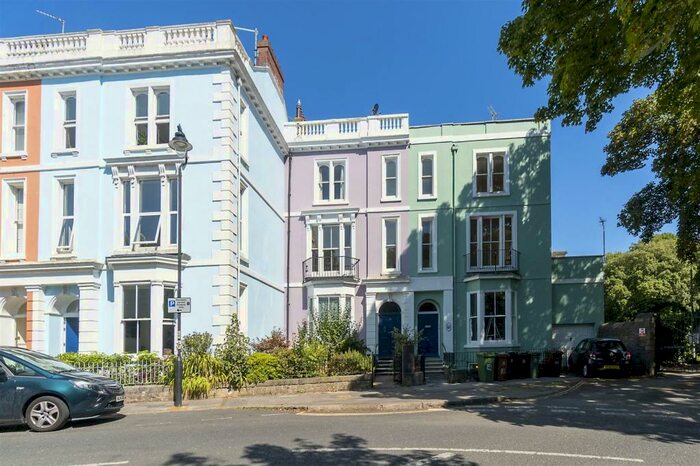 2 Bedroom Apartment To Rent In Durnford Street, Plymouth, PL1