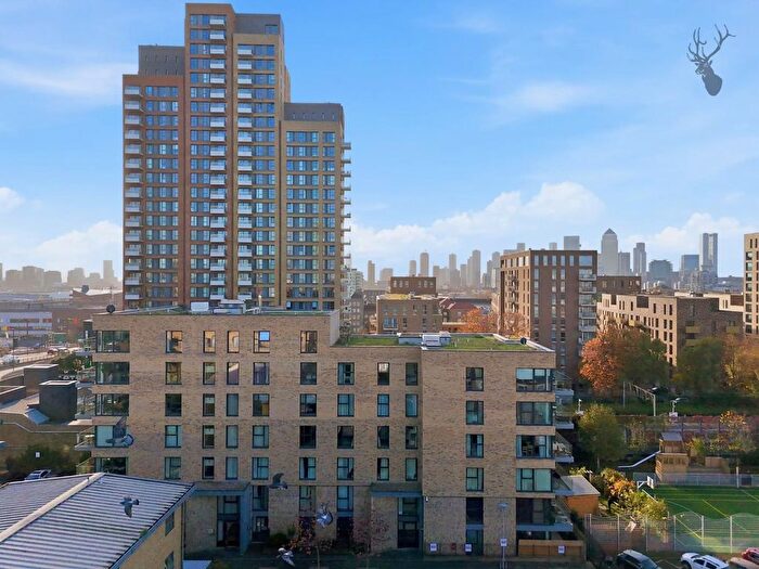 2 Bedroom Flat For Sale In William Guy Gardens, Bow, London, E3