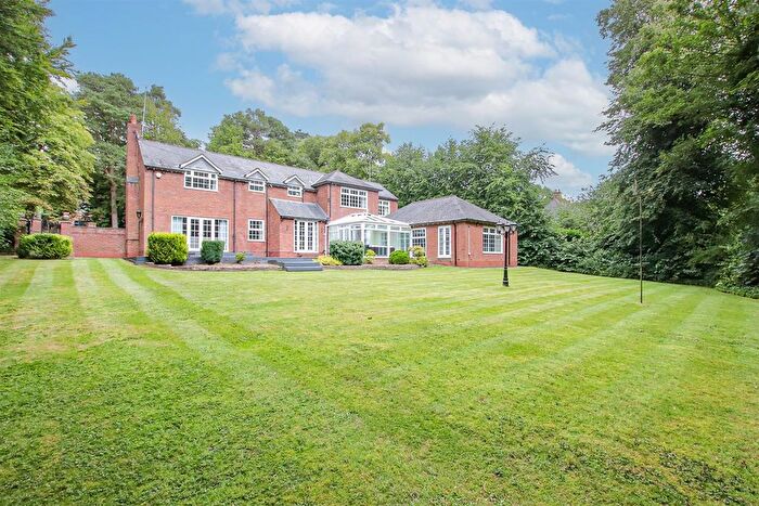 5 Bedroom Detached House For Sale In Bucklow View, Bowdon, WA14