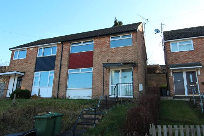3 Bedroom Semi-Detached House To Rent In Manor Farm Gardens, Leeds, West Yorkshire, LS10