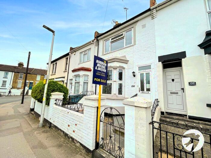 3 Bedroom Terraced House To Rent In Franklin Road, Gillingham, Kent, ME7