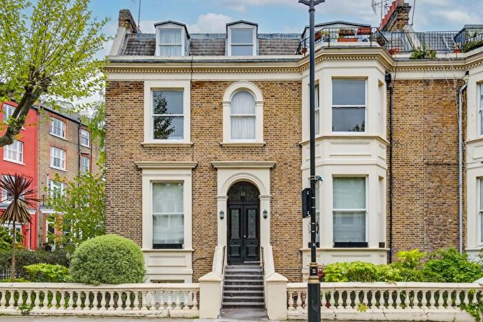 2 Bedroom Flat To Rent In Warwick Avenue, London, W9