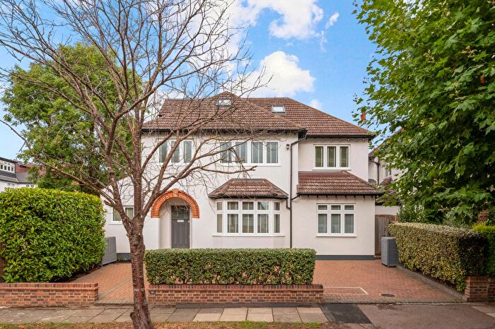 7 Bedroom Detached House For Sale In Hunter Road, West Wimbledon, SW20