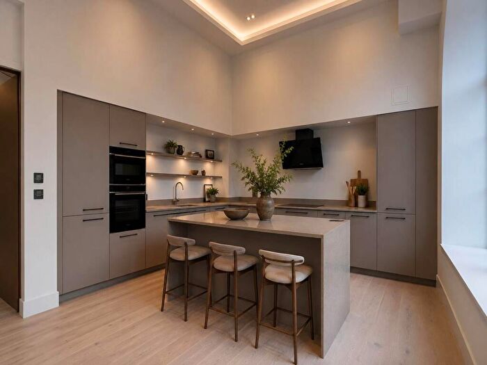 2 Bedroom Apartment For Sale In Belford Road, West End, Edinburgh, EH4