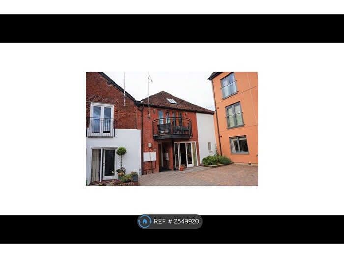 2 Bedroom Flat To Rent In Brown Street, Holt Court, SP1