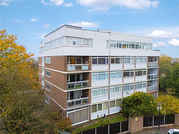 2 Bedroom Flat For Sale In The Bowls, Chigwell, IG7