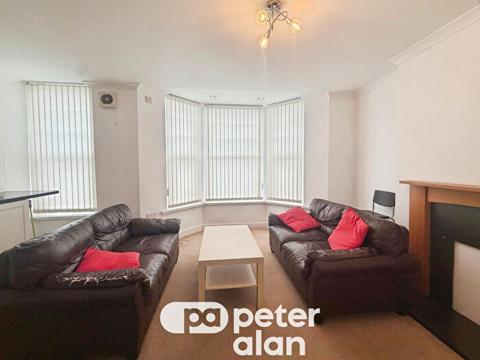 1 Bedroom Apartment To Rent In Claude Road, CF24