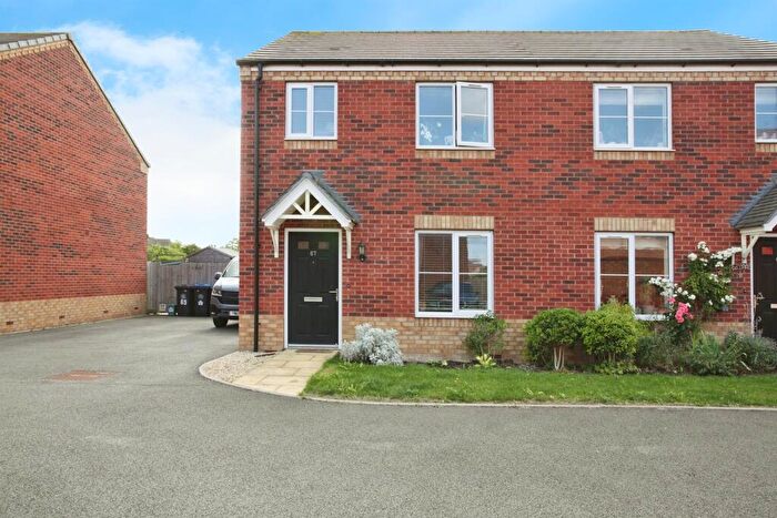 2 Bedroom Semi-Detached House For Sale In Spitfire Road, Southam, CV47