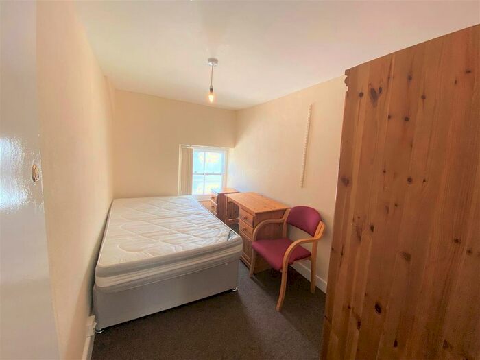 1 Bedroom Property To Rent In New Street, Aberystwyth, SY23