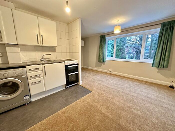 1 Bedroom Flat To Rent In Ventnor Court Wolstenholme Road Sharrow Sheffield, S7