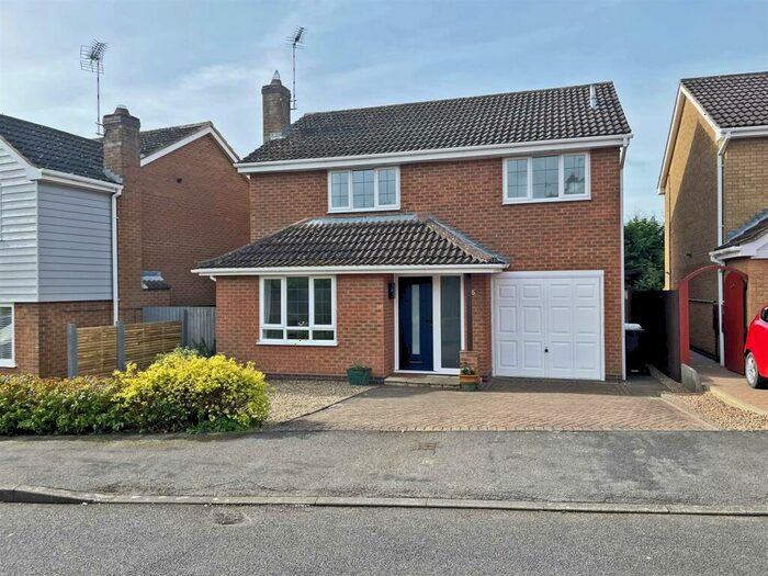 4 Bedroom Detached House To Rent In Partridge Way, Oakham, LE15