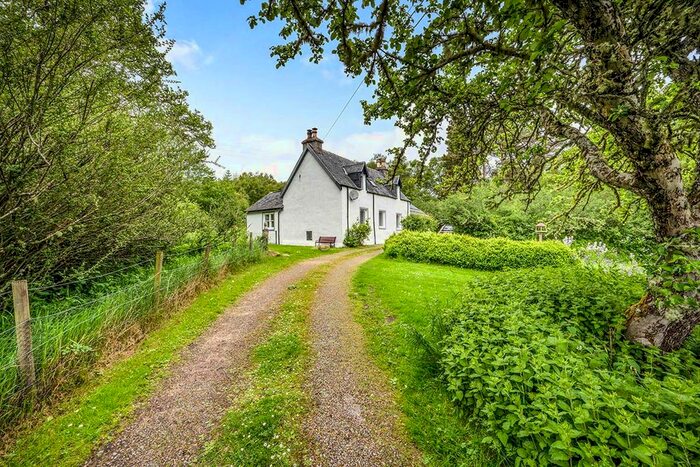 3 Bedroom Detached House For Sale In Errogie, Inverness, Highland, IV2