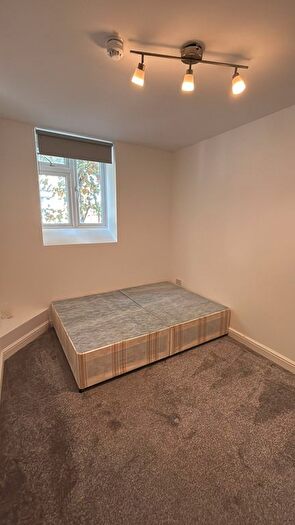 2 Bedroom Flat To Rent In Islip Street, London, NW5