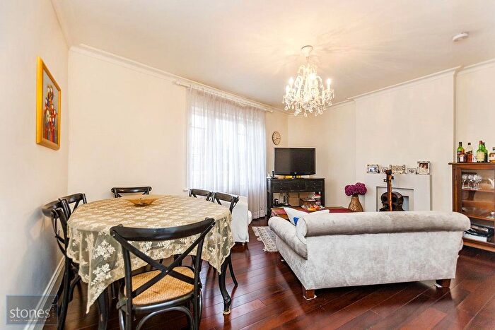 2 Bedroom Flat To Rent In Hampstead High Street, Hampstead Village, London, NW3