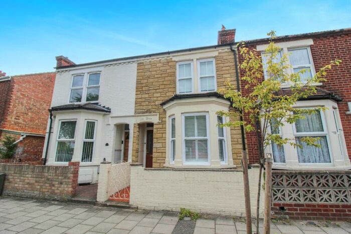 3 Bedroom Terraced House To Rent In Marlborough Road, Bedford, MK40