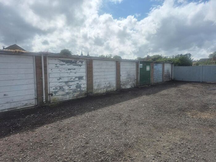 Garages To Rent In Station Road, Gillingham, Kent, ME8