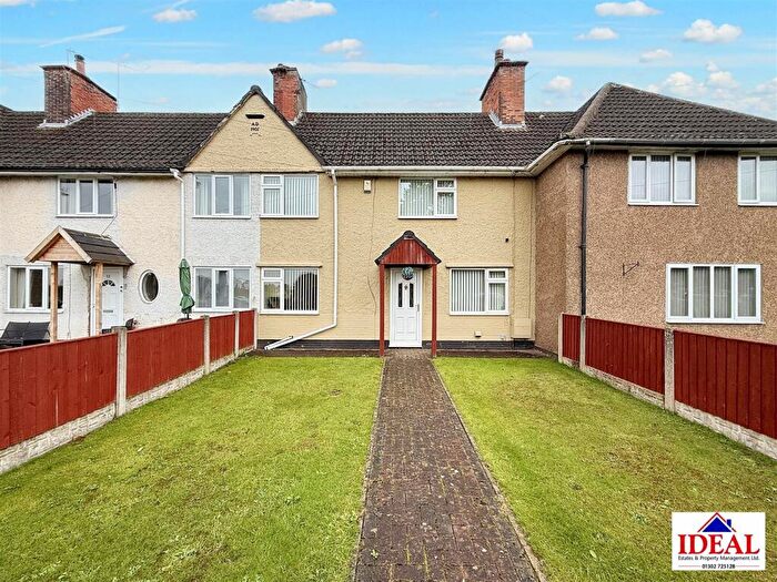 3 Bedroom Terraced House For Sale In The Park, Woodlands, Doncaster, DN6