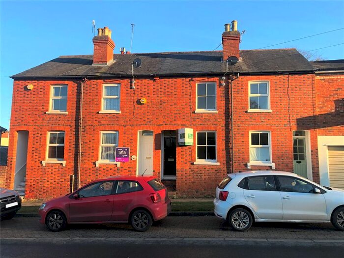 2 Bedroom Terraced House To Rent In Greys Road, Henley-On-Thames, Oxfordshire, RG9