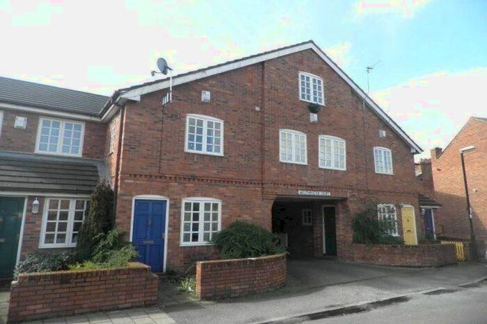2 Bedroom Mews To Rent In Westminster Court, Chester, CH2
