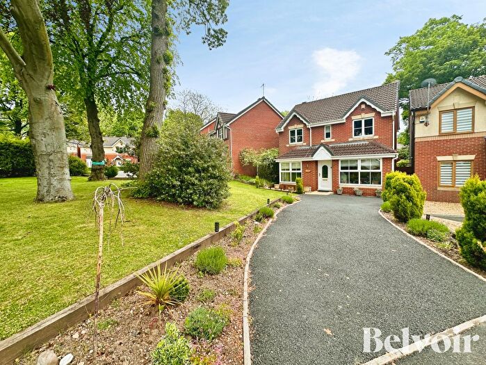 4 Bedroom Detached House For Sale In The Oaks, Bloxwich, Walsall, WS3