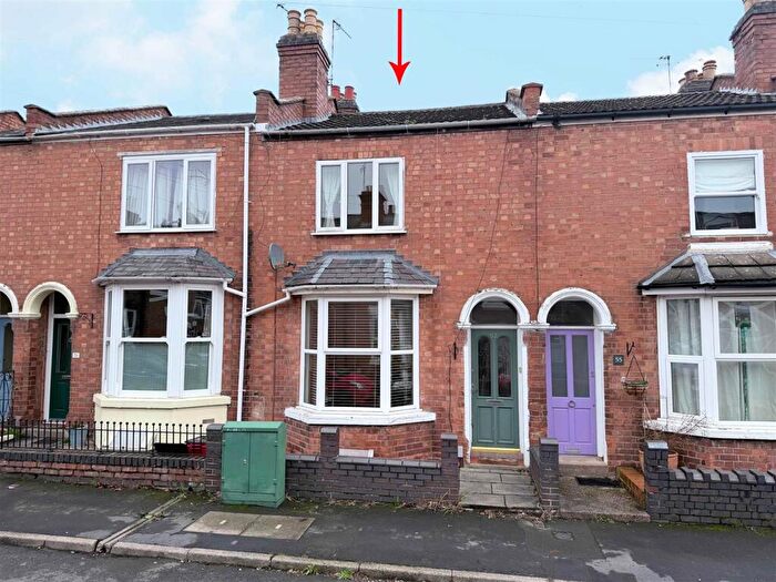 2 Bedroom Terraced House For Sale In Avon Street, Warwick, CV34
