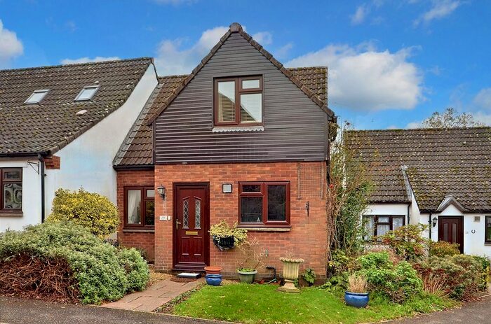 3 Bedroom Semi-Detached House For Sale In Longmeadow, Broadclyst, Exeter, Devon, EX5