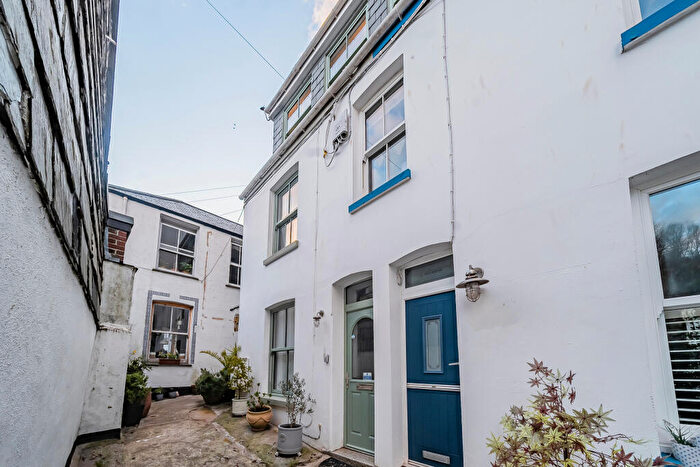 3 Bedroom End Of Terrace House For Sale In Princes Square, West Looe, Cornwall, PL13