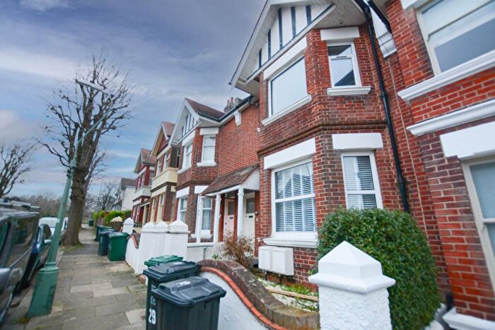 2 Bedroom Apartment To Rent In Silverdale Road, Hove, BN3