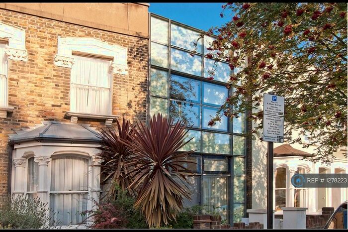 2 Bedroom Terraced House To Rent In Leconfield Road, London, N5