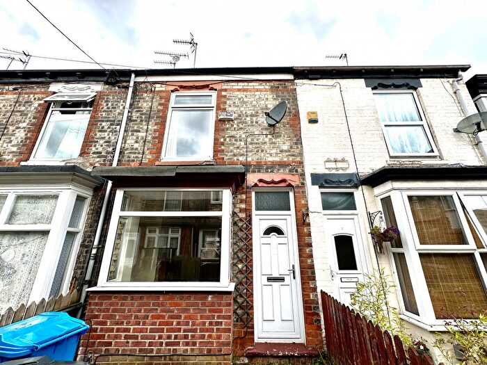 2 Bedroom Terraced House To Rent In Clivedale Avenue, Edgecumbe Street, Hull, HU5