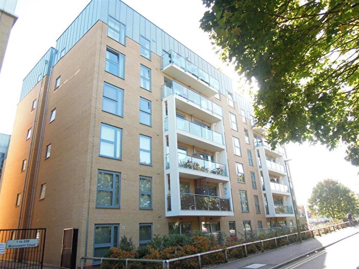 2 Bedroom Apartment To Rent In Monument Court, Woolners Way, Stevenage, Hertfordshire, SG1