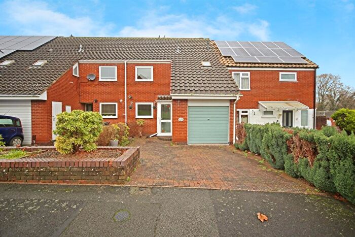 3 Bedroom Terraced House For Sale In Hopyard Lane, Redditch, B98