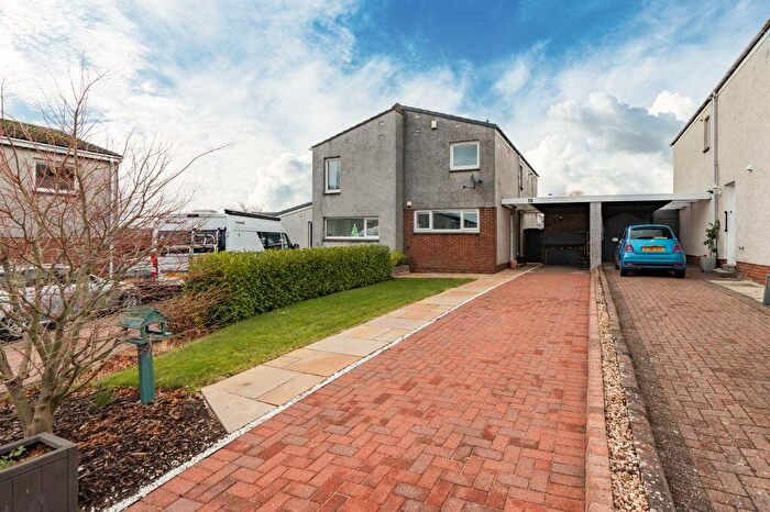 2 Bedroom Semi-detached Villa For Sale In Dudgeon Place, Kirkliston, EH29