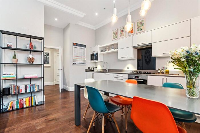 2 Bedroom Apartment For Sale In St. John's Road, London, SW11