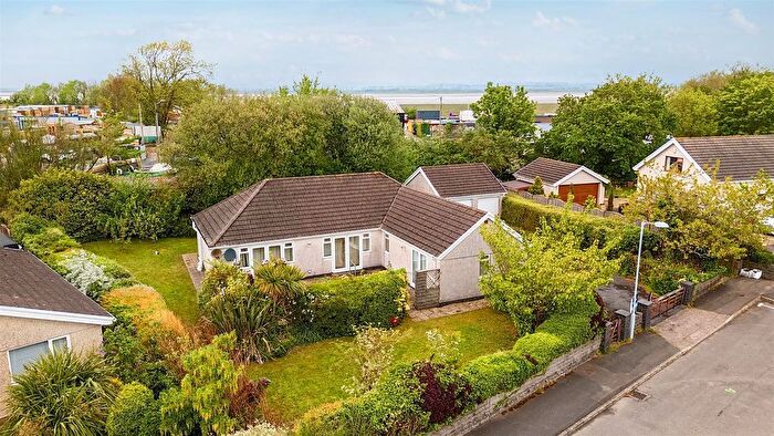 3 Bedroom Detached House For Sale In Pencaerfenni Park, Crofty, Swansea, SA4