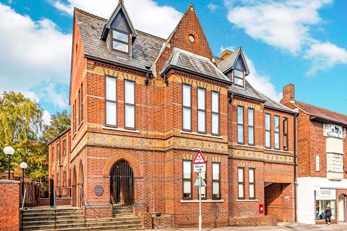 1 Bedroom Apartment To Rent In New Street, Basingstoke, RG21
