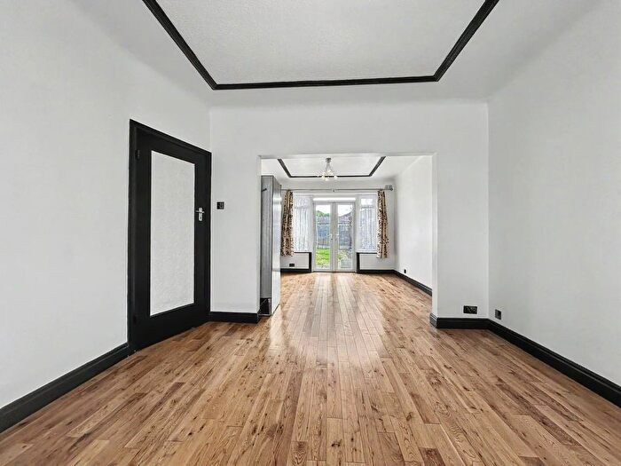 3 Bedroom Semi-Detached House To Rent In Uppingham Avenue, Stanmore, HA7