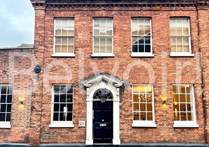 1 Bedroom Flat To Rent In Queen Street, Colchester, CO1