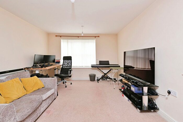 1 Bedroom Flat For Sale In Braunston Close, Northampton, Northamptonshire, NN4